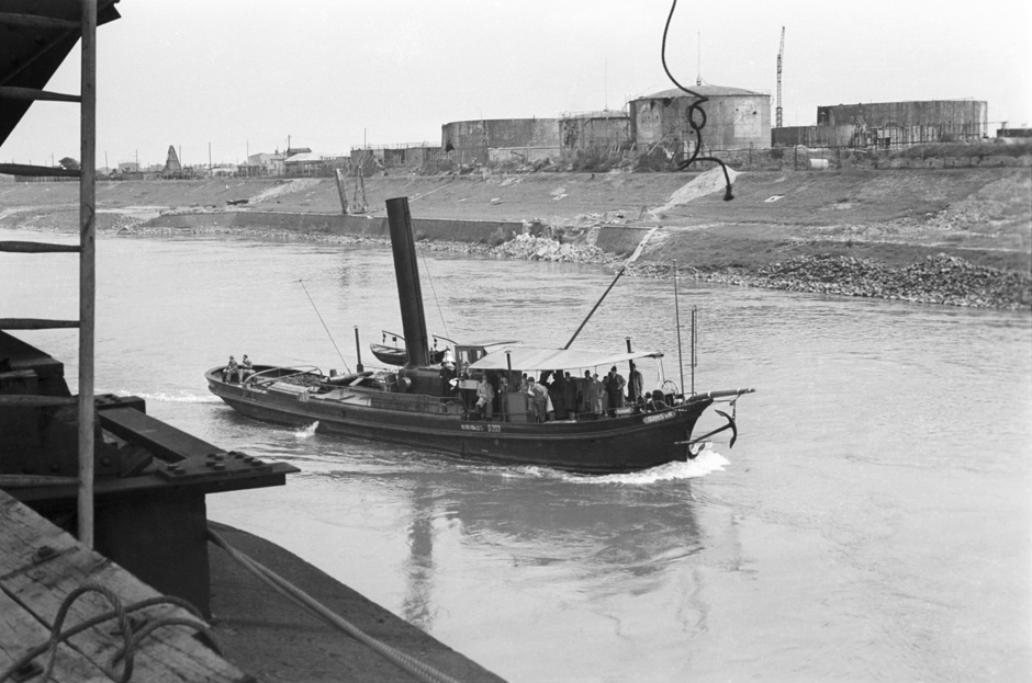 Ein Boot im Hafen