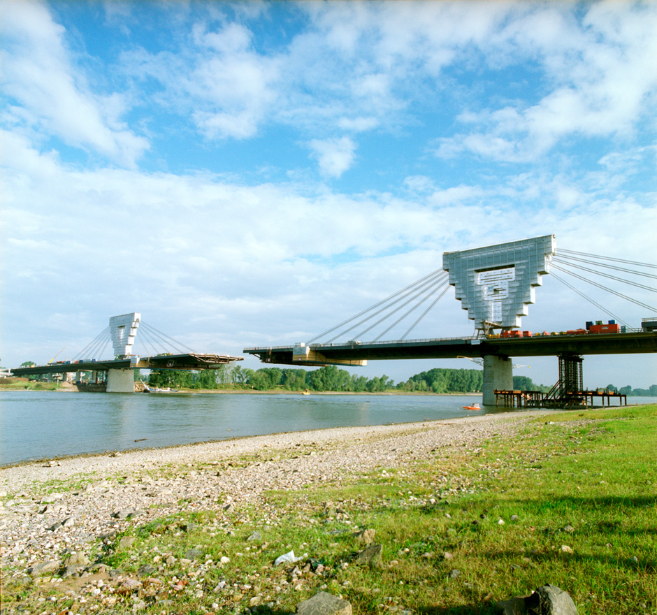 LVR-ZMB, St. Arendt Der Bau einer Brücke.