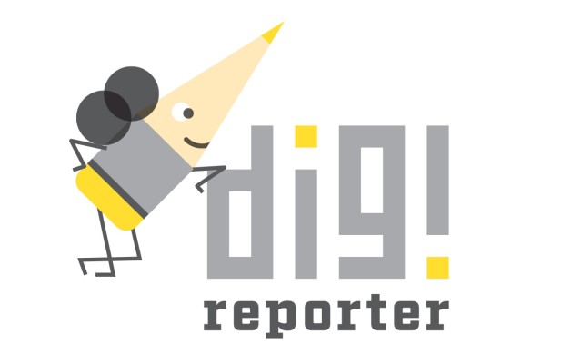 Logo: digi.reporter. Eine lächelnde Figur in Form eines angespitzten Bleistifts lehnt sich an den Schriftzug an.