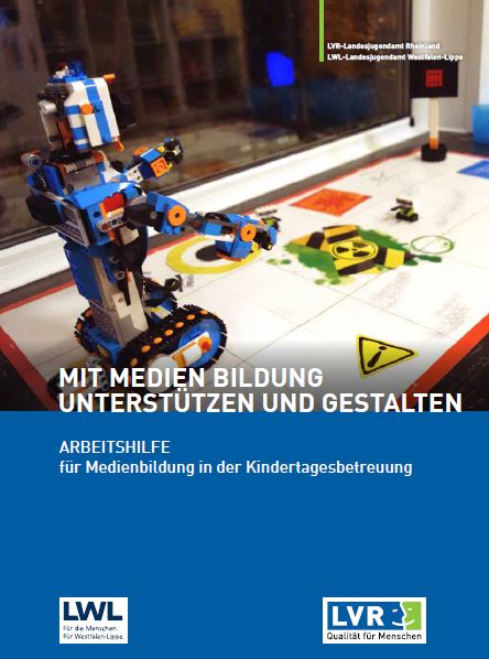 Titelbild der Broschüre. Auf der oberen Hälfte ist ein Roboter abgebildet, unten steht der Titel.